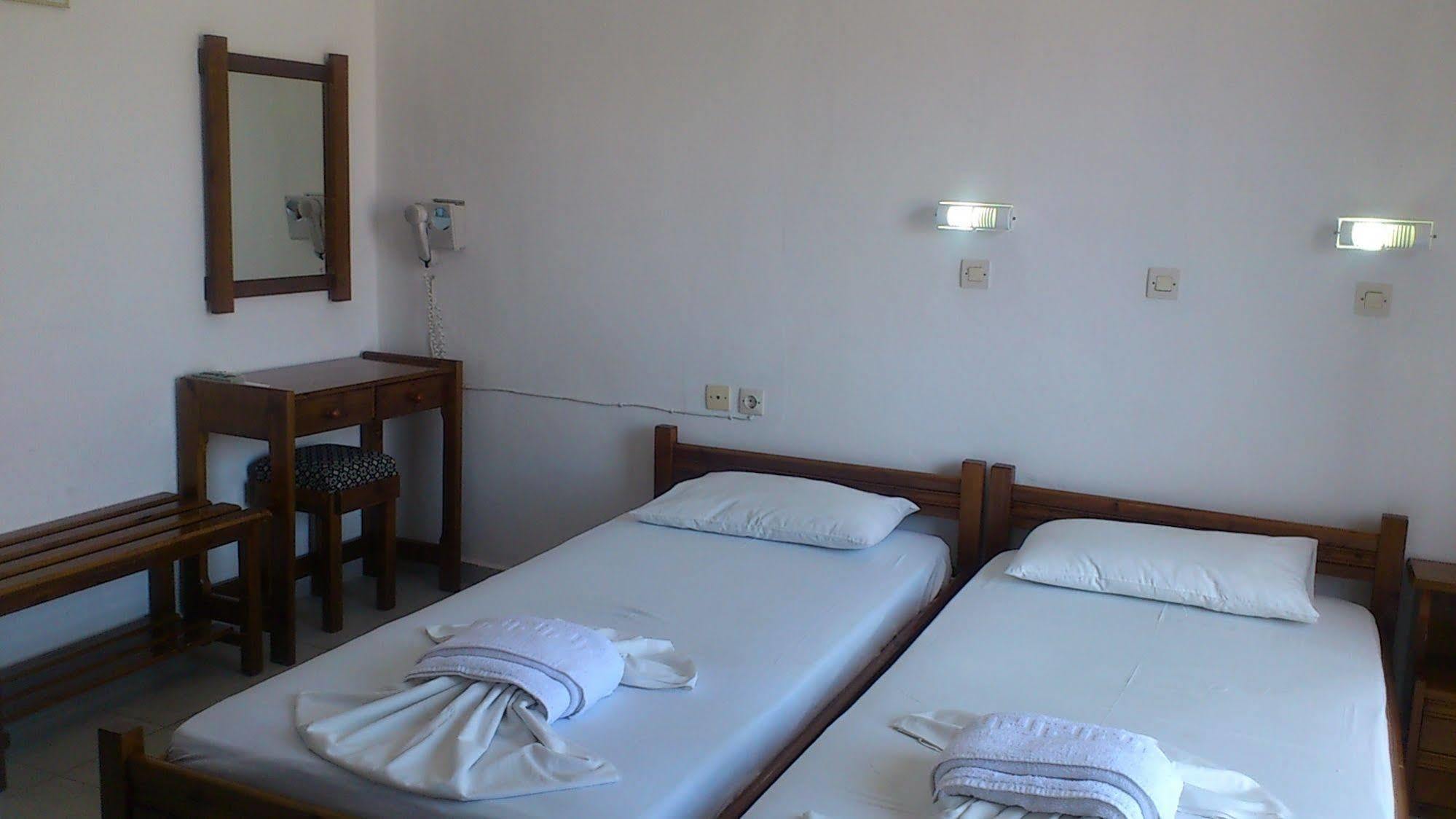 Hotel Rodon Скала Экстерьер фото